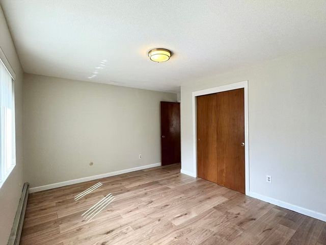 37 South St 7, Medford, MA 02155