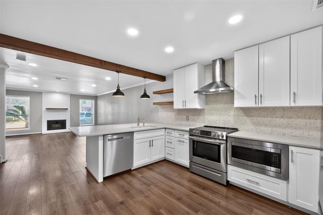 6308 Meredith Drive, Bellaire, TX 77401