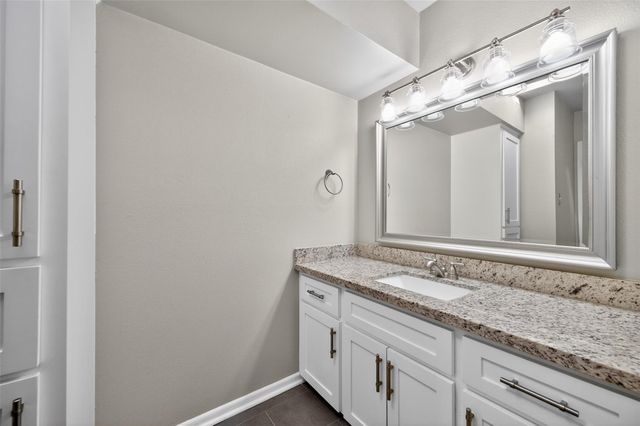 6308 Meredith Drive, Bellaire, TX 77401