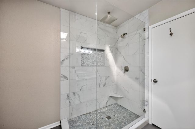 6308 Meredith Drive, Bellaire, TX 77401