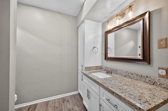 6308 Meredith Drive, Bellaire, TX 77401