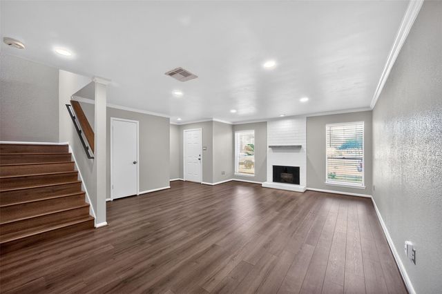 6308 Meredith Drive, Bellaire, TX 77401