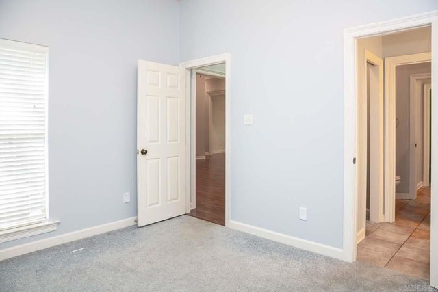 7 Bouresse Dr, Little Rock, AR 72223