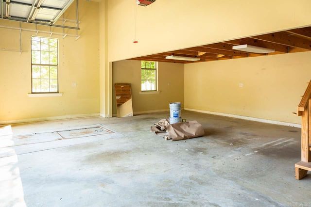 7 Bouresse Dr, Little Rock, AR 72223