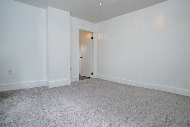 22 Prescott St, Leominster, MA 01453