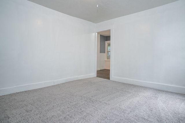 22 Prescott St, Leominster, MA 01453