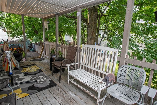 22 Prescott St, Leominster, MA 01453