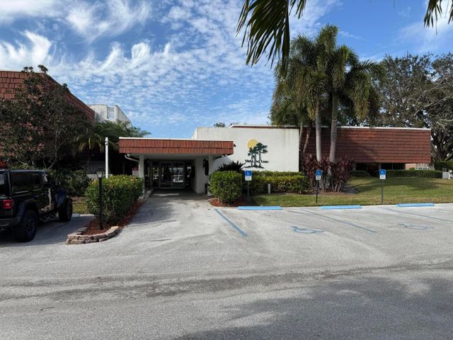 1225 NW 21st Street 1-103, Stuart, FL 34994