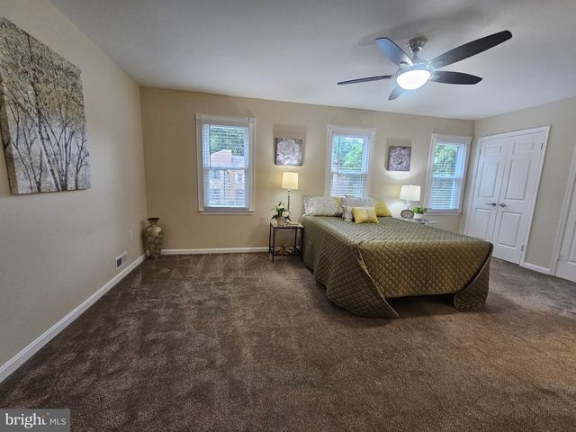 3 CASTLE CLIFF CT, Silver Spring, MD 20904