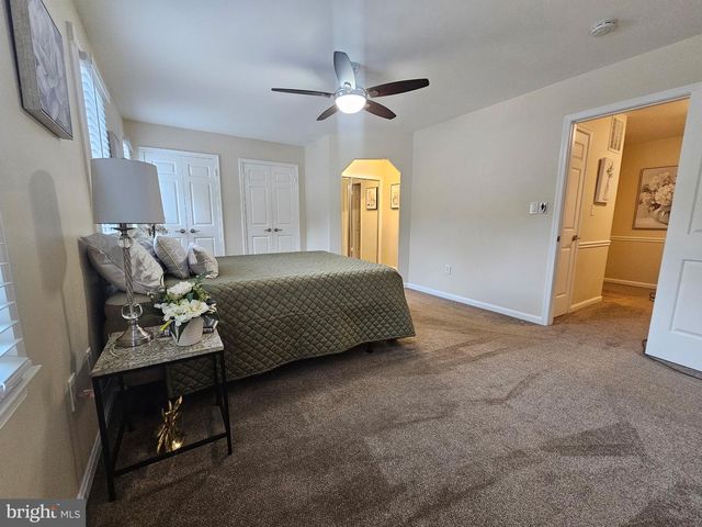 3 CASTLE CLIFF CT, Silver Spring, MD 20904
