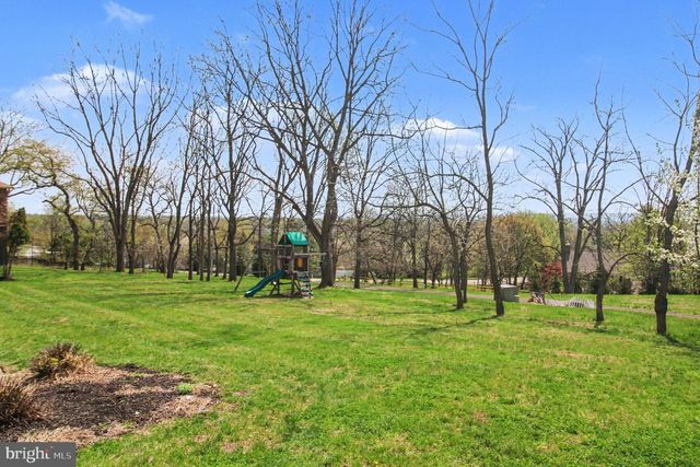 2106 PEREGRINE CIR, Norristown, PA 19403