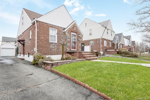 11848 222nd Street, Cambria Heights, NY 11411