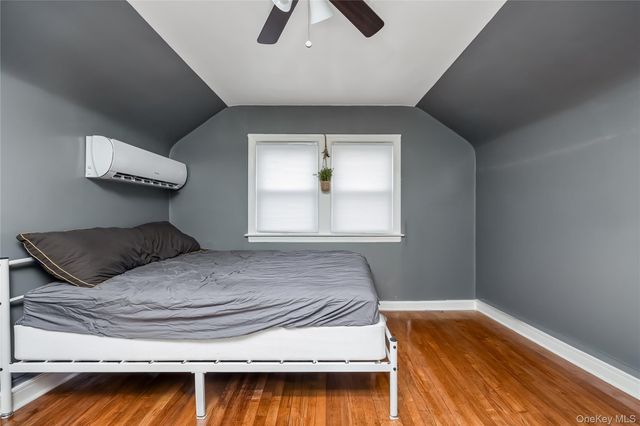 11848 222nd Street, Cambria Heights, NY 11411