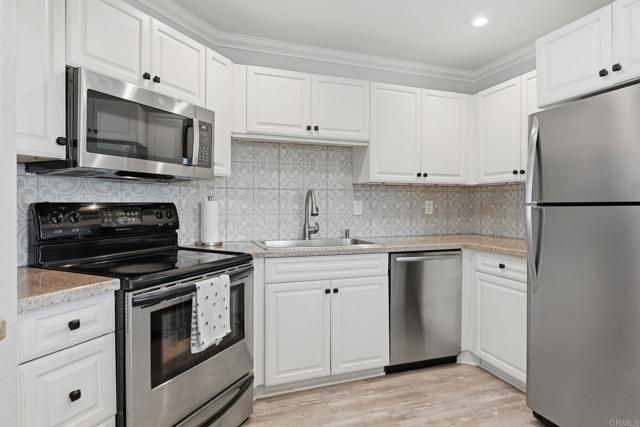 3455 Paseo De Alicia 14, Oceanside, CA 92056