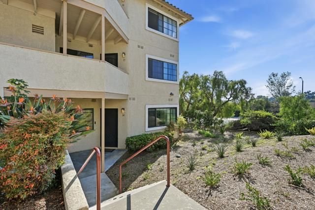 3455 Paseo De Alicia 14, Oceanside, CA 92056