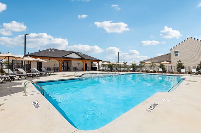 3521 Fellowship Rd, Columbia, TN 38401