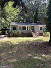 1228 Elizabeth Avenue SW, Atlanta, GA 30310