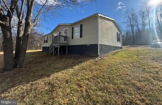 223 MISSION LN, Bunker Hill, WV 25413