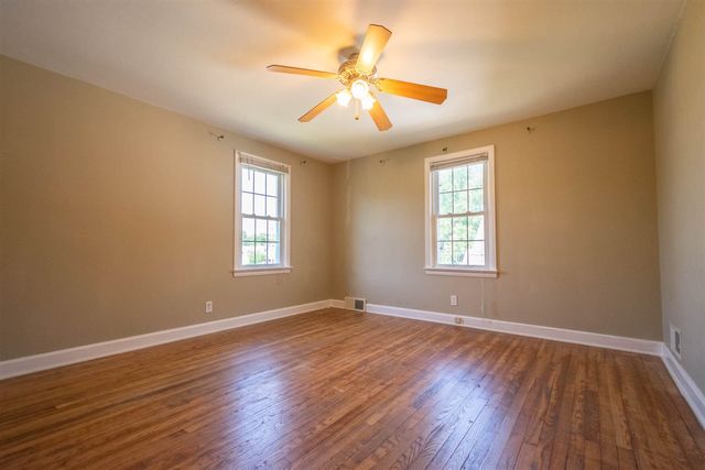 447 W Territorial Road, Battle Creek, MI 49015
