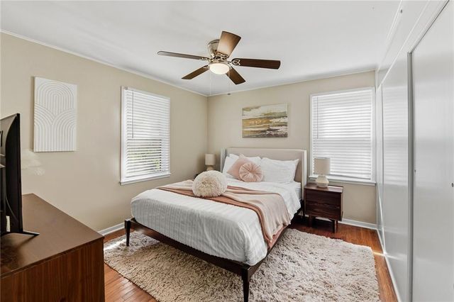 7621 Conser Street, Overland Park, KS 66204