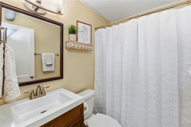 7621 Conser Street, Overland Park, KS 66204