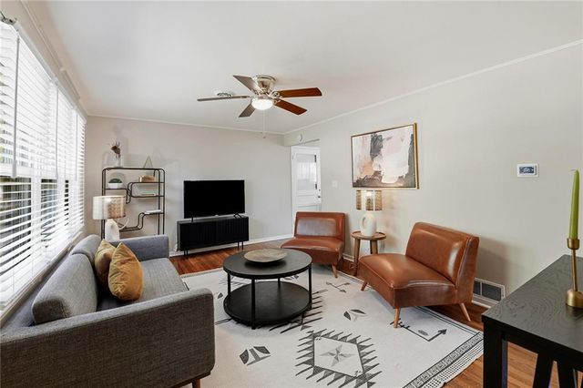 7621 Conser Street, Overland Park, KS 66204