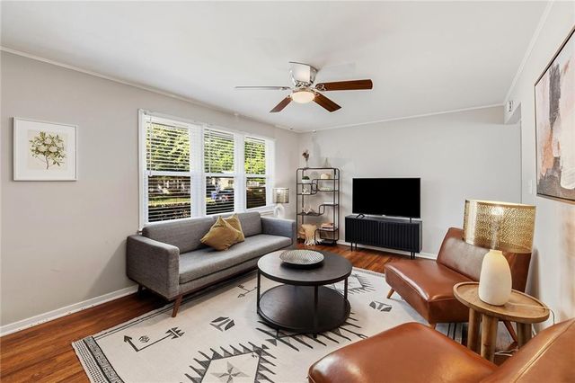 7621 Conser Street, Overland Park, KS 66204