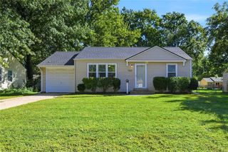 7621 Conser Street, Overland Park, KS 66204