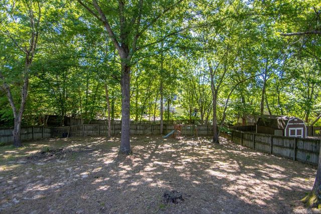 1712 Eagle Point Way, Benton, AR 72015