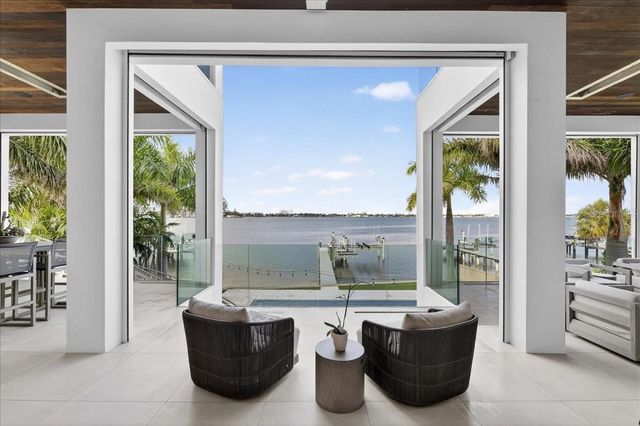 1320 BOCA CIEGA ISLE DRIVE, St Pete Beach, FL 33706