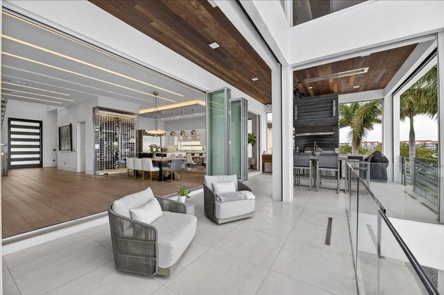 1320 BOCA CIEGA ISLE DRIVE, St Pete Beach, FL 33706