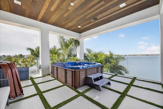 1320 BOCA CIEGA ISLE DRIVE, St Pete Beach, FL 33706