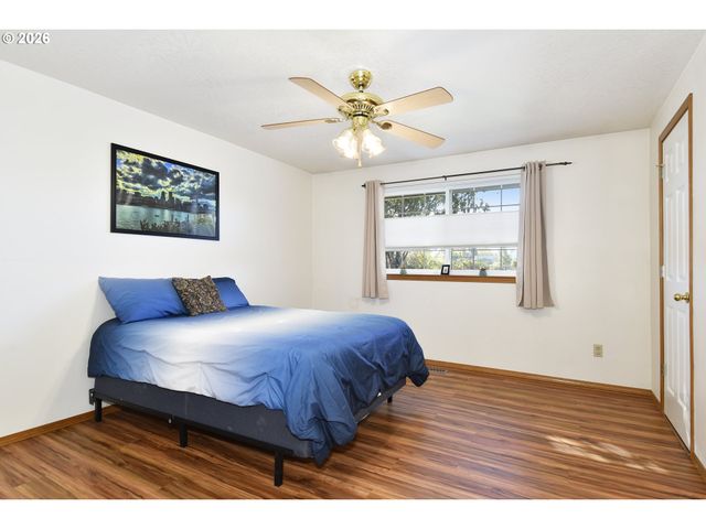 15698 Se 98TH Ave, Clackamas, OR 97015