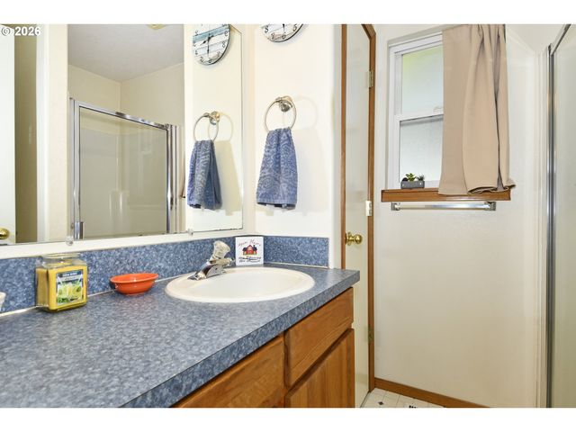 15698 Se 98TH Ave, Clackamas, OR 97015