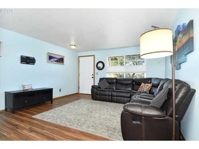 15698 Se 98TH Ave, Clackamas, OR 97015