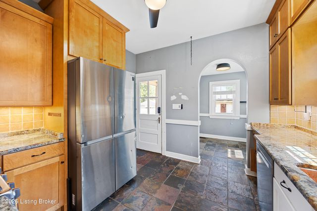 139 S Crestmoor Ave, Louisville, KY 40206