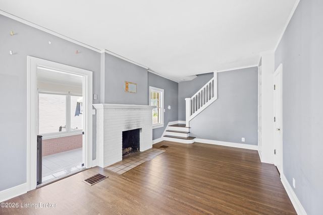 139 S Crestmoor Ave, Louisville, KY 40206