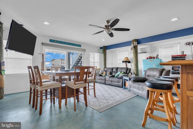 728 E TWIN LAKES BLVD, Little Egg Harbor Twp, NJ 08087