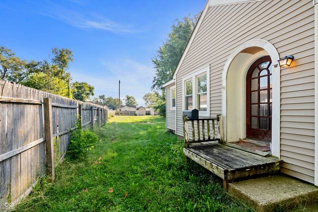 213 Hege Avenue, Columbus, IN 47201