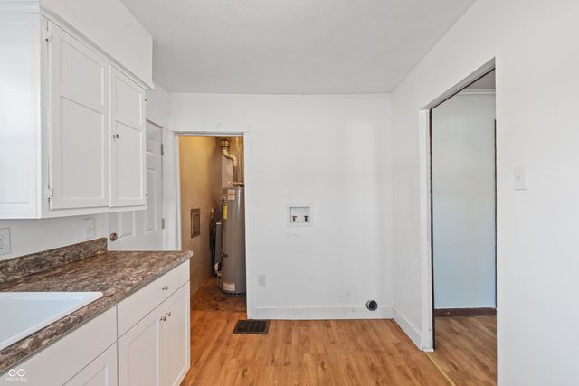 213 Hege Avenue, Columbus, IN 47201