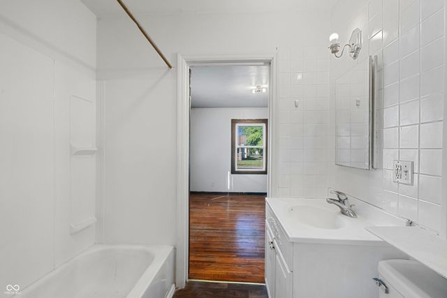 213 Hege Avenue, Columbus, IN 47201