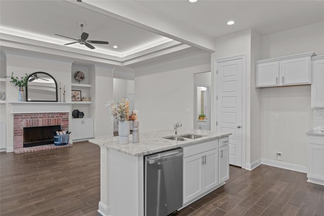 331 Prien Lake Loop, Bossier City, LA 71111