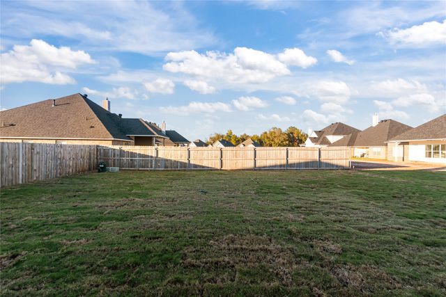 331 Prien Lake Loop, Bossier City, LA 71111