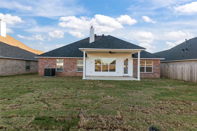 331 Prien Lake Loop, Bossier City, LA 71111