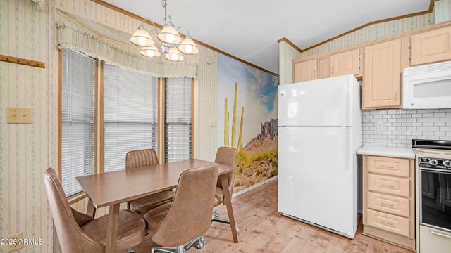 43 Iron Ore Drive, Apache Junction, AZ 85119