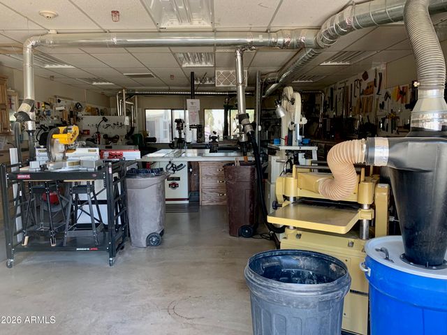 43 Iron Ore Drive, Apache Junction, AZ 85119