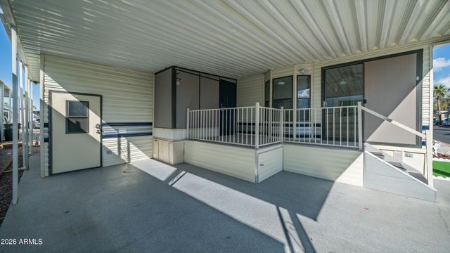 43 Iron Ore Drive, Apache Junction, AZ 85119