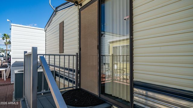 43 Iron Ore Drive, Apache Junction, AZ 85119