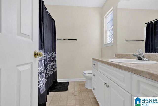 98 DEXTER AVENUE, Hueytown, AL 35023