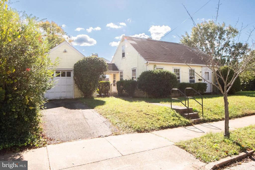 626 VIRGINIA AVE, Fredericksburg, VA 22401
